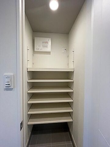 収納