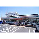 コンビニ「セブン-イレブン 東小岩店まで132m」