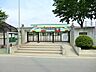 周辺：ファミリーマート 飯能加治小学校前店 徒歩6分。 290m