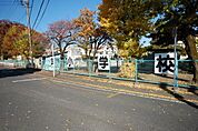 入間市立西武小学校 徒歩10分。 750m