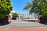 周辺：入間市立藤沢小学校 592m