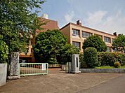 狭山市立山王中学校 徒歩25分。 2000m