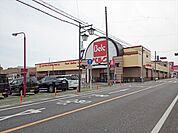 ベルク山口店 徒歩14分。 1120m