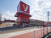 ヤオコー所沢松井店 徒歩8分。 620m