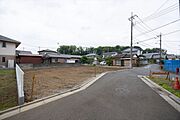 前面道路を含む土地写真です。