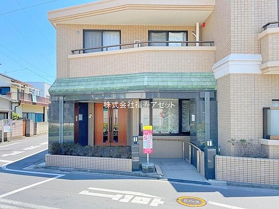 エントランス