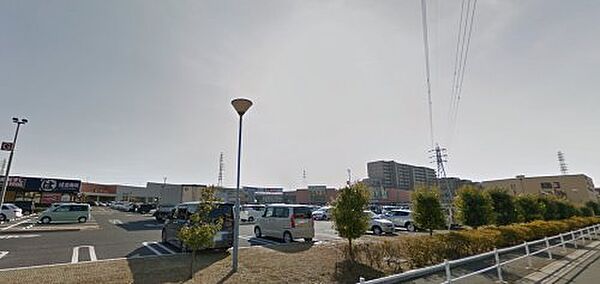 detached 埼玉県北足立郡伊奈町内宿台5丁目

地図を見る