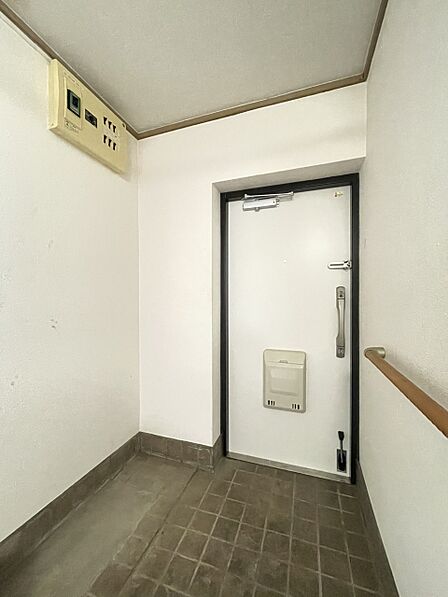 【玄関】ダブルロックの玄関ドア