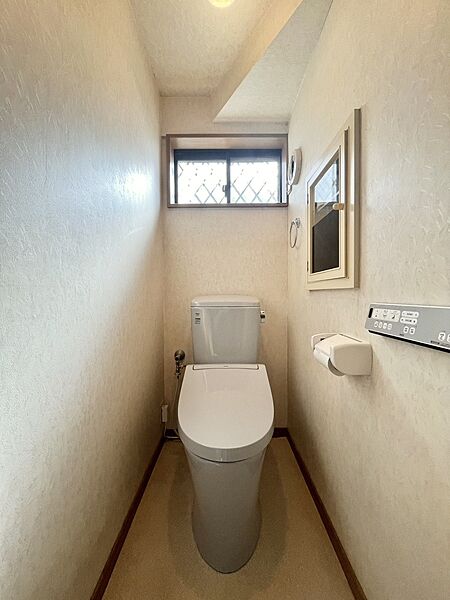 トイレを拡大表示