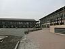 周辺：学区に解放された学校なので、街全体で運営されている。近くの東京理科大学との交流は、保護としても魅力的。
