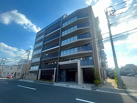 【ポラスの仲介】■「南越谷」駅・「新越谷」駅徒歩10分の立地!■南バルコニー・6階部分のお部屋につき陽当たり・眺望・通風良好!!■2021年7月築!