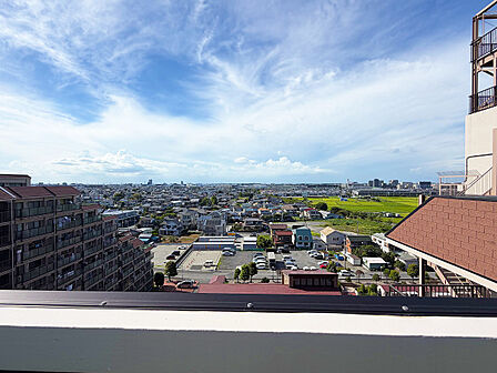 ■夏はお部屋から花火が見えます!!