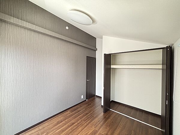 洋室を拡大表示
