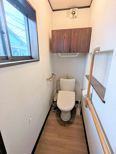 トイレを拡大表示