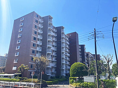 外観:「新松戸」駅徒歩11分!「幸谷」駅徒歩11分!3路線2駅利用可能な好アクセスで、オンもオフもアクティブに! 外観:「新松戸」駅徒歩11分!「幸谷」駅徒歩11分!3路線2駅利用可能な好アクセスで、オンもオフもアクティブに!
