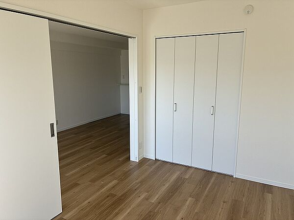 洋室を拡大表示