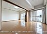 リビング/ダイニング：※掲載の室内写真は、生成AI（CG）で家具・小物を消したものとなります。実際の室内状況は現地を確認ください