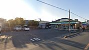 ファミリーマート三郷戸ヶ崎店