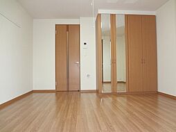 グレイシャス 101 1階1Kの室内