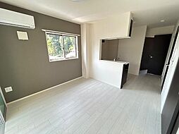 リッシュ 201 2階2LDKのリビング/ダイニング