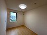 室内：室内