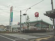 コメリハード＆グリーン中主店まで723ｍ