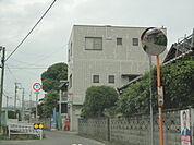 高松前田郵便局まで746ｍ