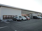 ツタヤ新涯店（CD・DVDレンタル）まで450ｍ