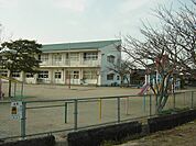 くさみ幼稚園まで94ｍ