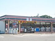 セブンイレブン伊万里六仙寺店まで563ｍ