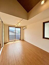 プロムノワール湯田温泉駅前　シャンパーニュ C0202 2階2LDKのリビング/ダイニング