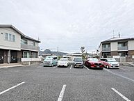 滋賀県東近江市小脇町2412-1：物件画像／シャーメゾンショップ　株式会社COMPASS　東近江店