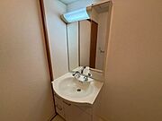 毎日使うものだからこそシンプルに。忙しい毎朝を迎えるように便利な設備です。