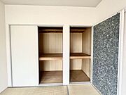 【収納】豊富に収納出来る押入れタイプです