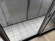 バルコニーがありますので、お洗濯の際に便利です。