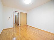 【Ｌｉｖｉｎｇ】温もりあふれる空間で、緩やかに流れる時間を感じられる。心地よく過ごせる癒しの空間です。