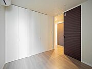 室内物干し付きの洋室です。