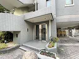 4 / 4