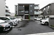 【駐車場】敷地内駐車場（要空き確認）