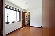 お部屋全体の雰囲気が伝わってきますね！是非家具の配置などイメージしてみて下さい！