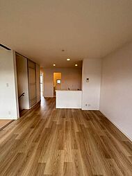 ラフィーネ三室参番館 B201