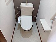 【トイレ】暖房洗浄便座付きのトイレなので冬でもあったか便座です