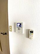 モニター付きインターホンになります。