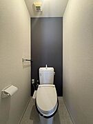【トイレ】暖房洗浄便座付きのトイレなので冬でもあったか便座です