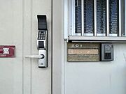 玄関キーはデジタルロックです。