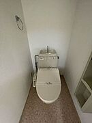 洗浄機能付きのトイレです。