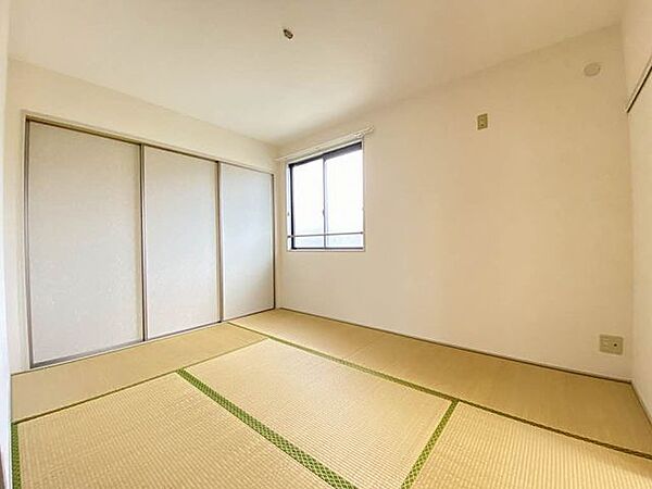 apartment 福島県南相馬市原町区橋本町４丁目12-13
地図を見る