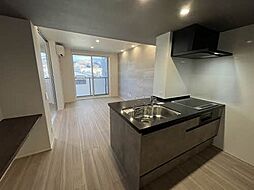 ザ　ファースト　レジデンス 301 3階1LDKのリビング/ダイニング