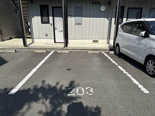 12 / 12