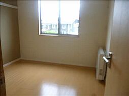 サウスグリーン 201 2階2LDKのリビング/ダイニング